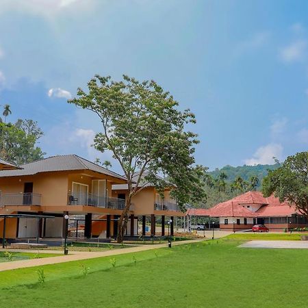 Sterling Vythiri Wayanad Hotel Eksteriør billede
